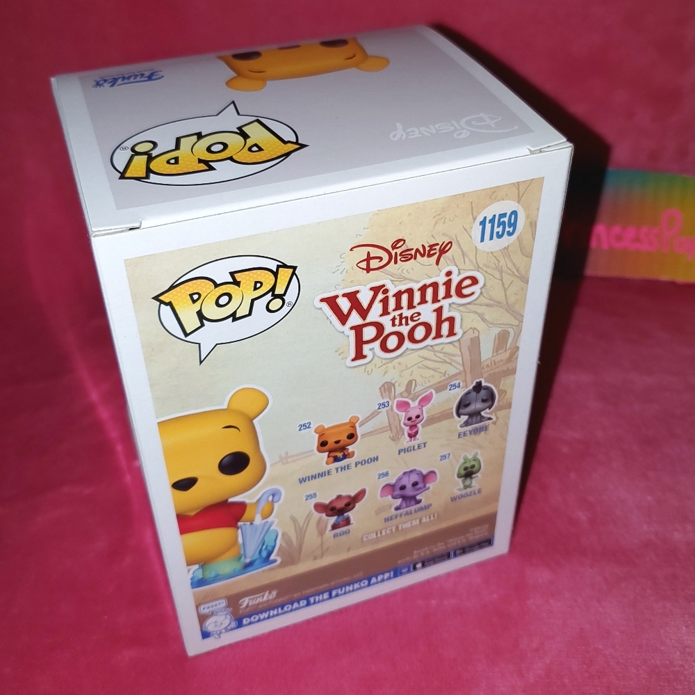 Funko Pop | Winnie the Pooh with rainboots - Picture 7 of 7